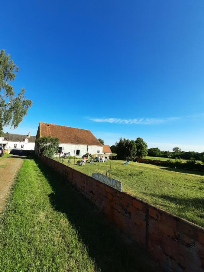 Notre Village Papillon Bed&Breakfast Neret Buitenkant foto