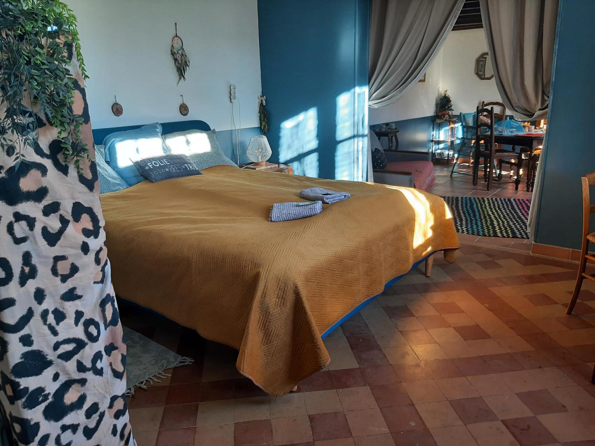 Notre Village Papillon Bed&Breakfast Neret Buitenkant foto